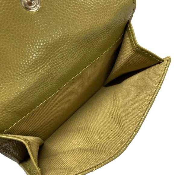 Auth CHANEL Matelasse Khaki Calfskin Trifold Wallet Gold hardware - Picture 4 of 11